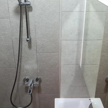 Design 1bdr In Center Sofia